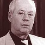 Николай Леонов