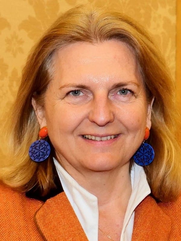 Карин Кнайсль