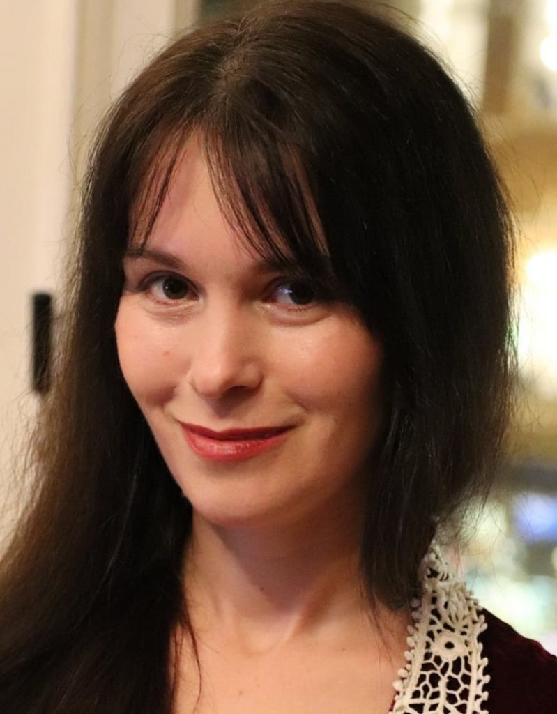 Елена Александрова