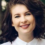 Анна Цуканова